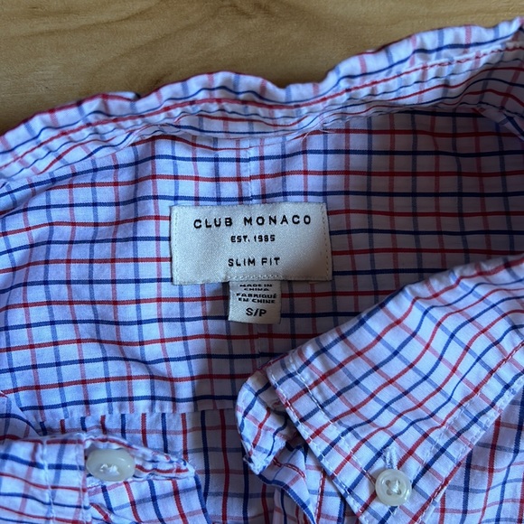 Club Monaco shirt sleeve button up - Picture 2 of 3
